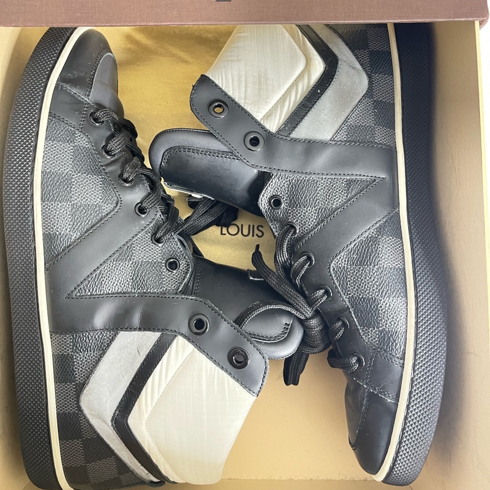 Louis Vuitton Damier Hero High “Graphite Black” - Picture 4 of 15